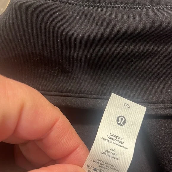 🎉🎉🎉Host Pick🎉🎉🎉 NWT Lululemon Beanie - Picture 7 of 11